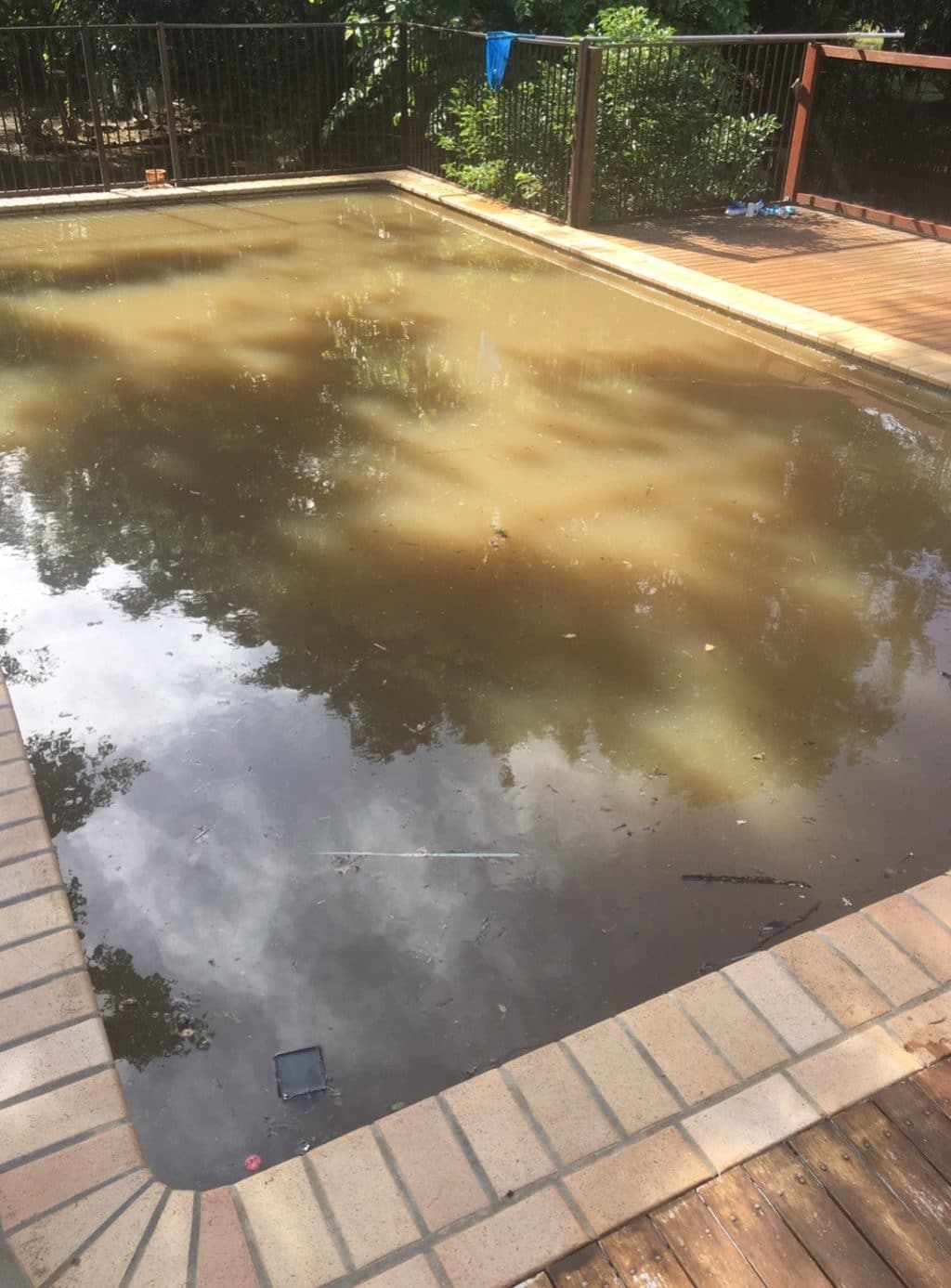 Pool Before Clean - Pool Service in Gold Coast & Tweed Coast
