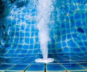 Drain pool with hole - Pool Service in Gold Coast & Tweed Coast